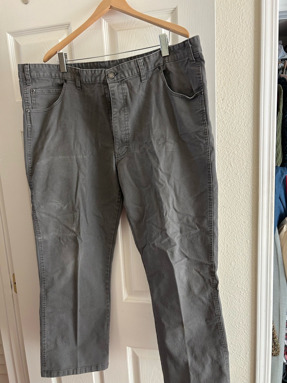 Dickies Men's Gray Chino Pants